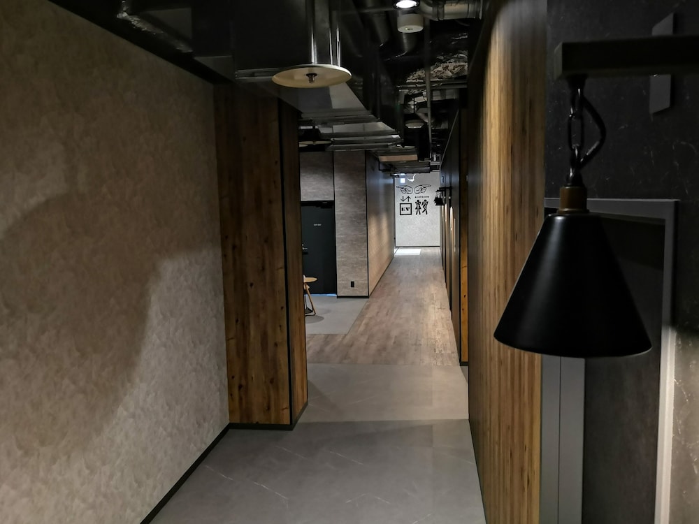 Eight Point Inn Kanazawa 36/42