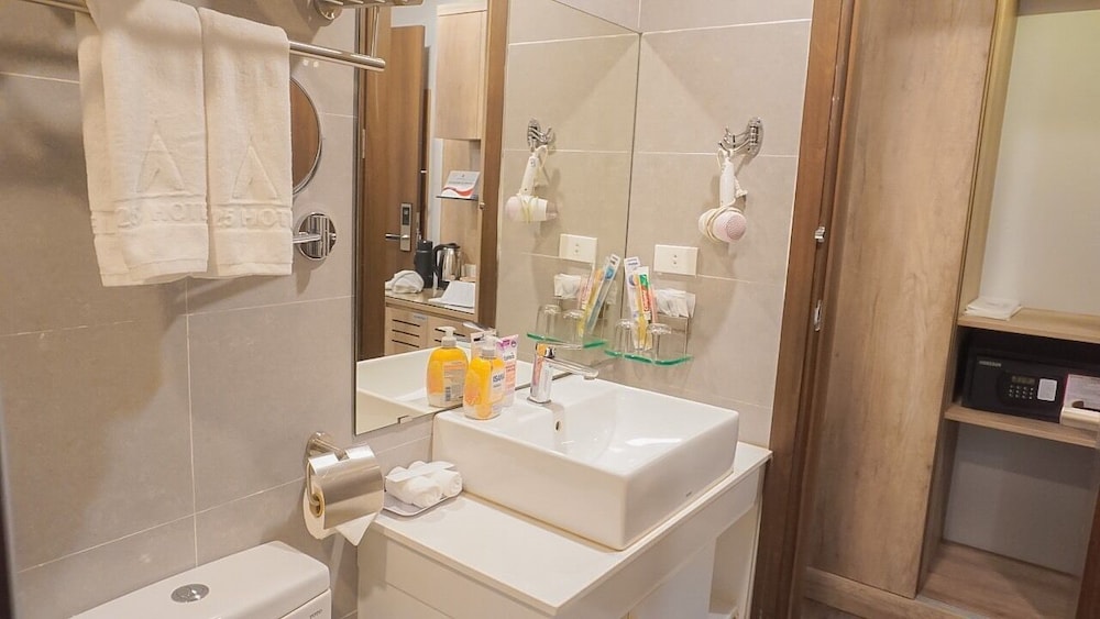 A25 Hotel - Hoang Dao Thuy 1 56/58