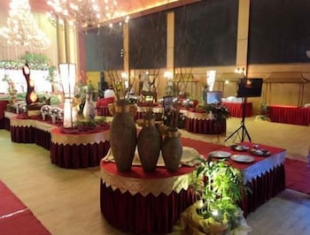Narita Hotel Tulungagung 22/35