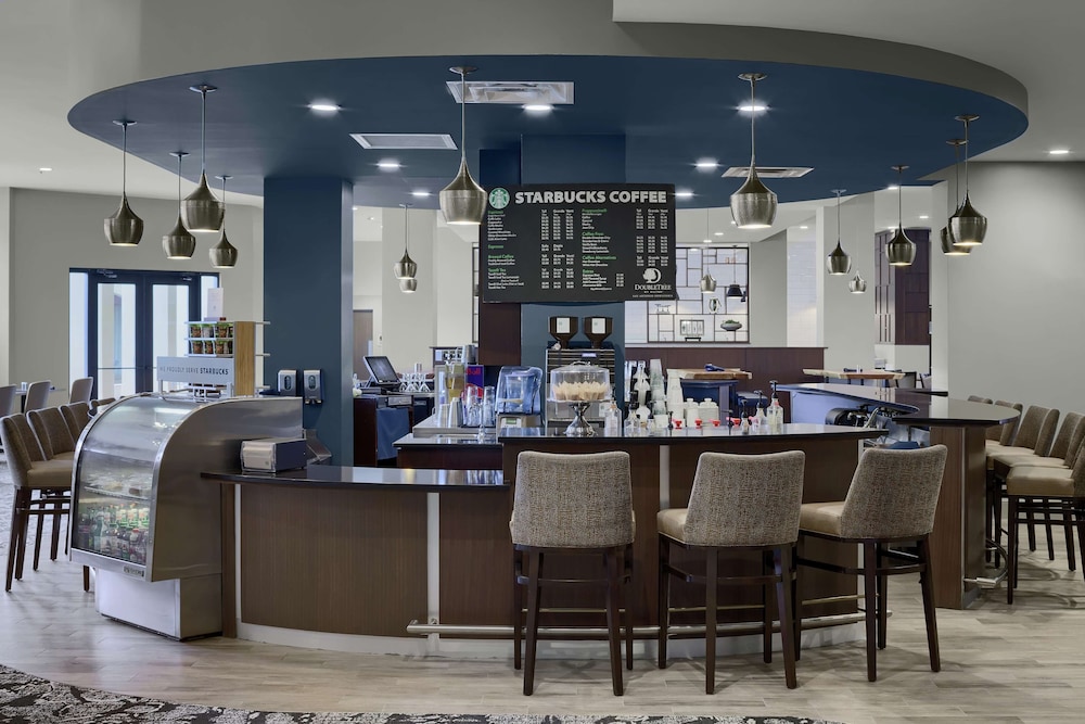 DoubleTree by Hilton Hotel San Antonio Downtown 39/58
