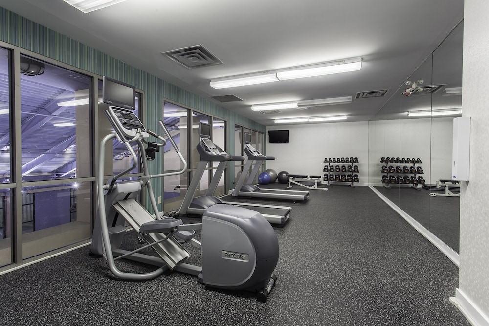 Holiday Inn Express & Suites Mississauga-Toronto Southwest, an IHG Hotel 41/71