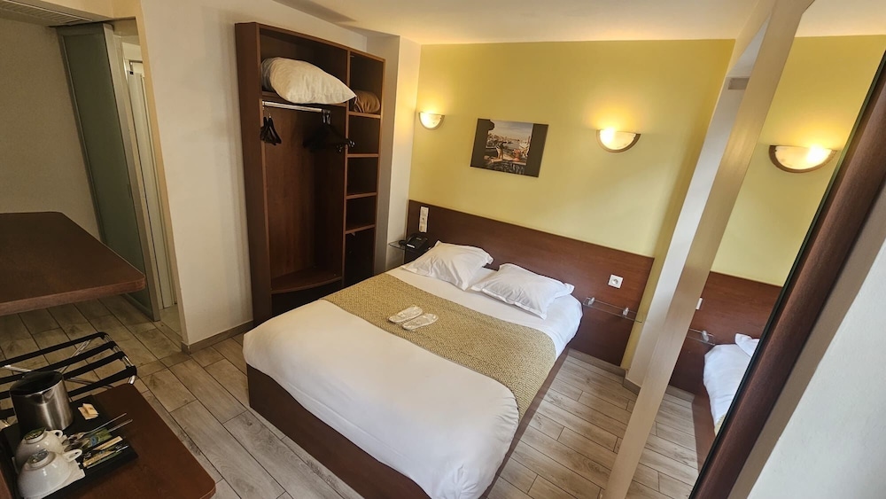 COMFORT, DOUBLE BED
