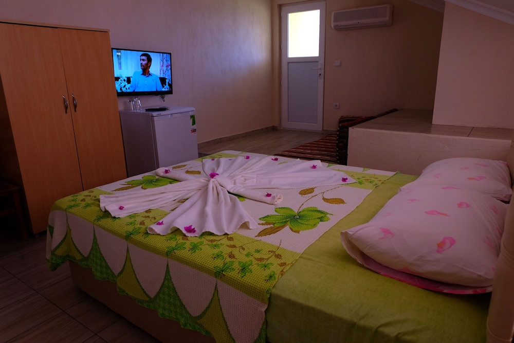 Karaca Apart 18/50