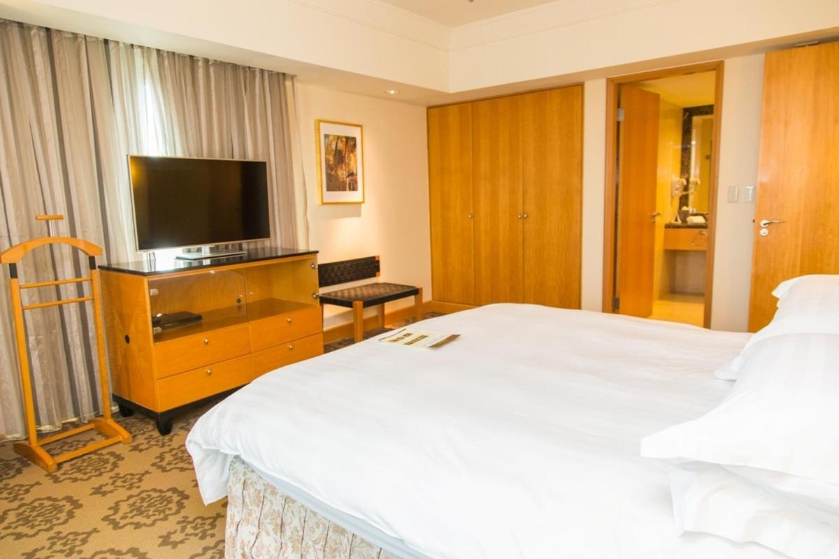 Splendor, Suite, Queen Bed