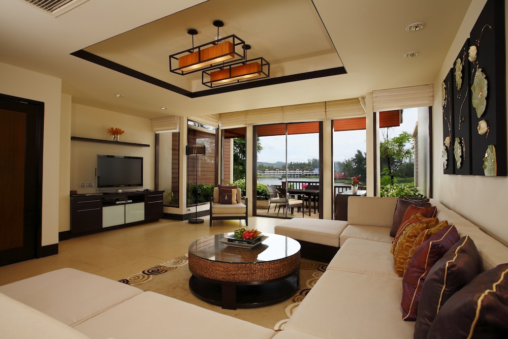 Dusit Thani Laguna Phuket 28/50