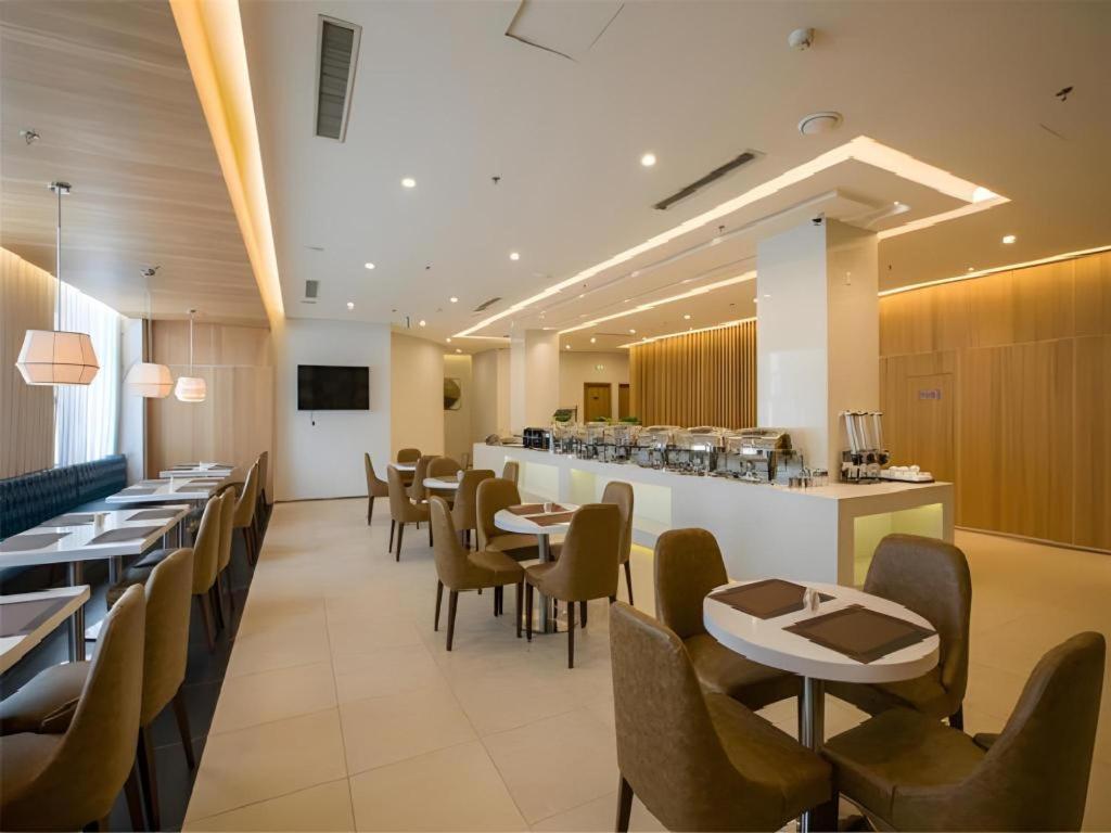 Metropolo Jinjiang Hotel (Shenyang Country Garden, Datonghu Metro Station) 44/54