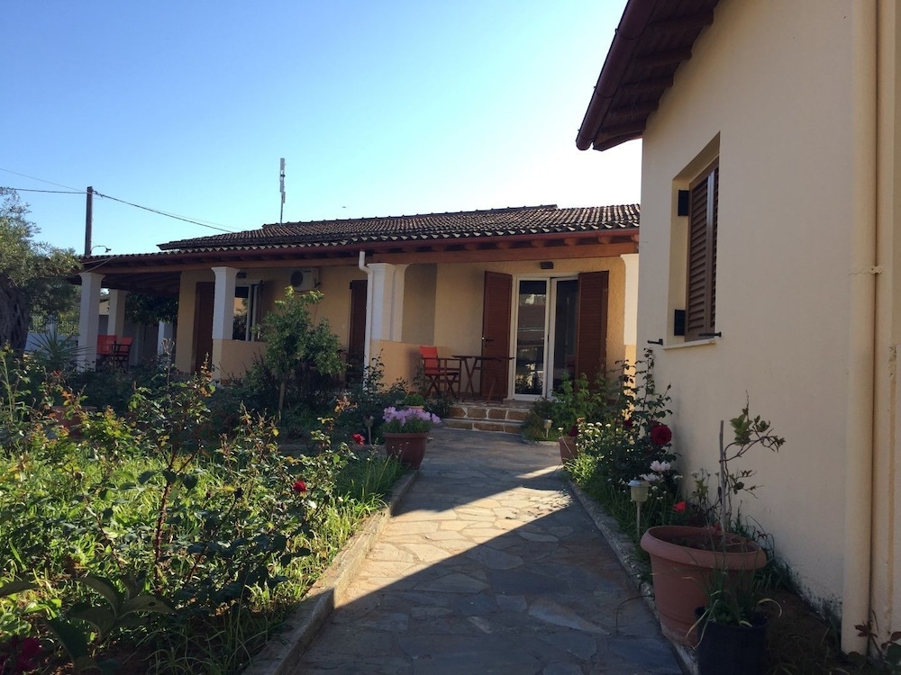 VILLA PANOREA 4/50