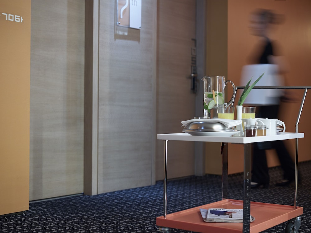 Fresh Hotel 56/62