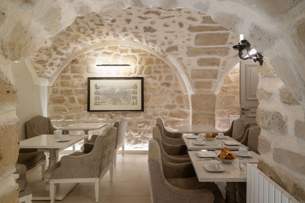 Hotel Saint Louis En L Isle 35/64