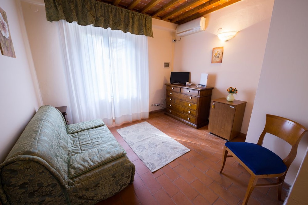 Cascina De Fagiolari 51/68