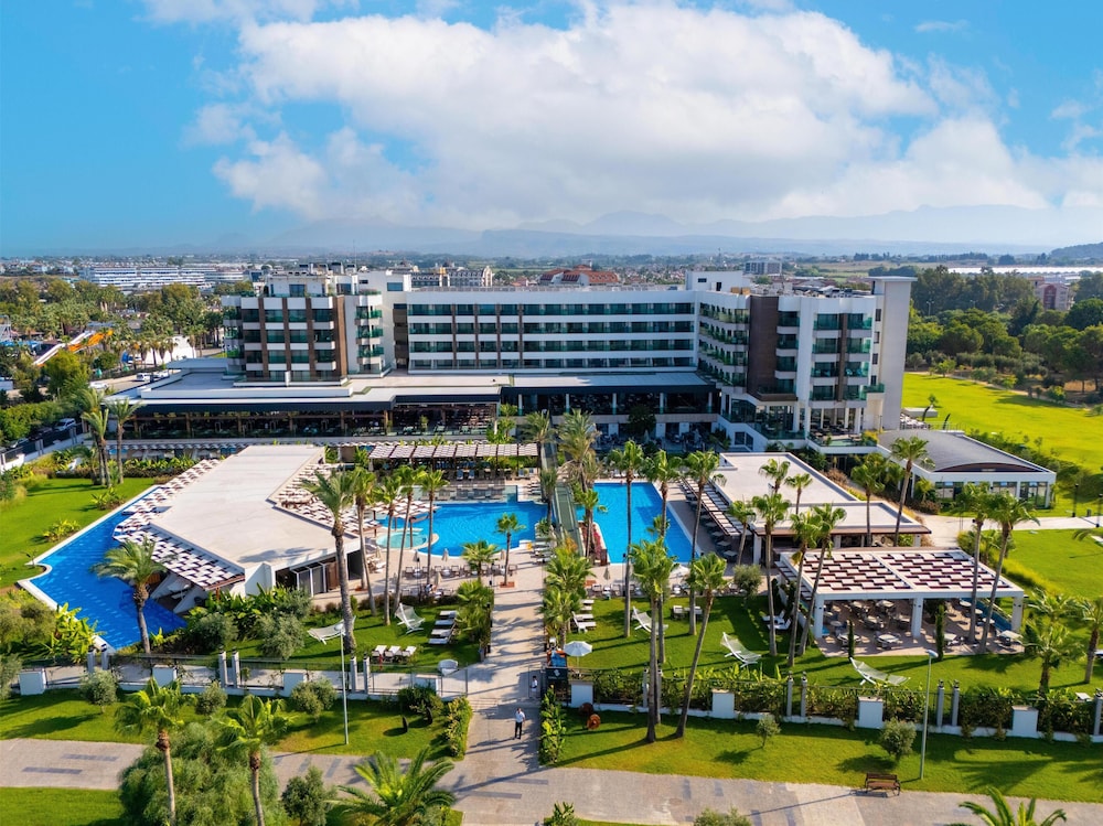 Sural Saray - Adults Only 16+ 6/65