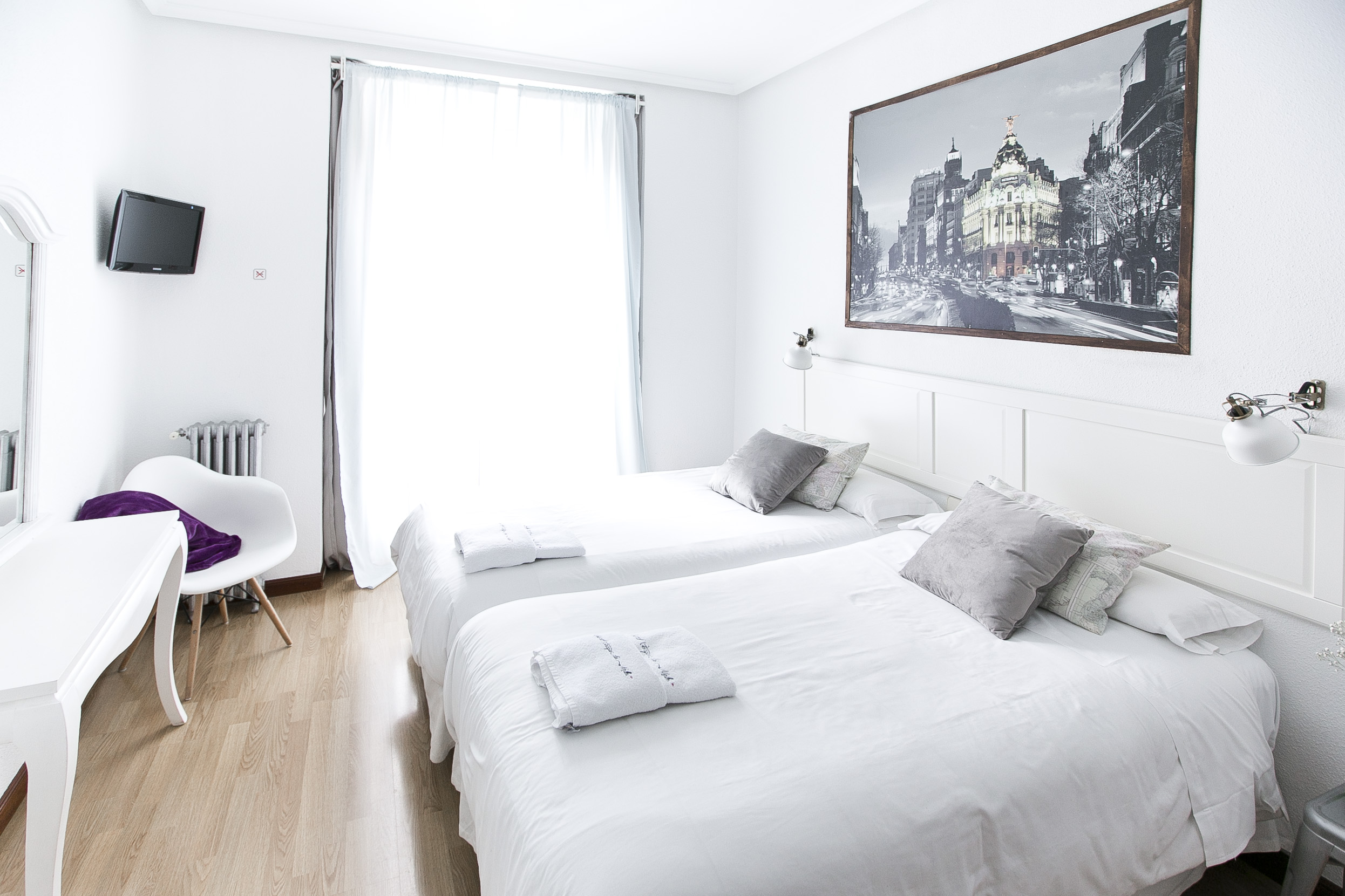 Standard, Double or Twin Bed