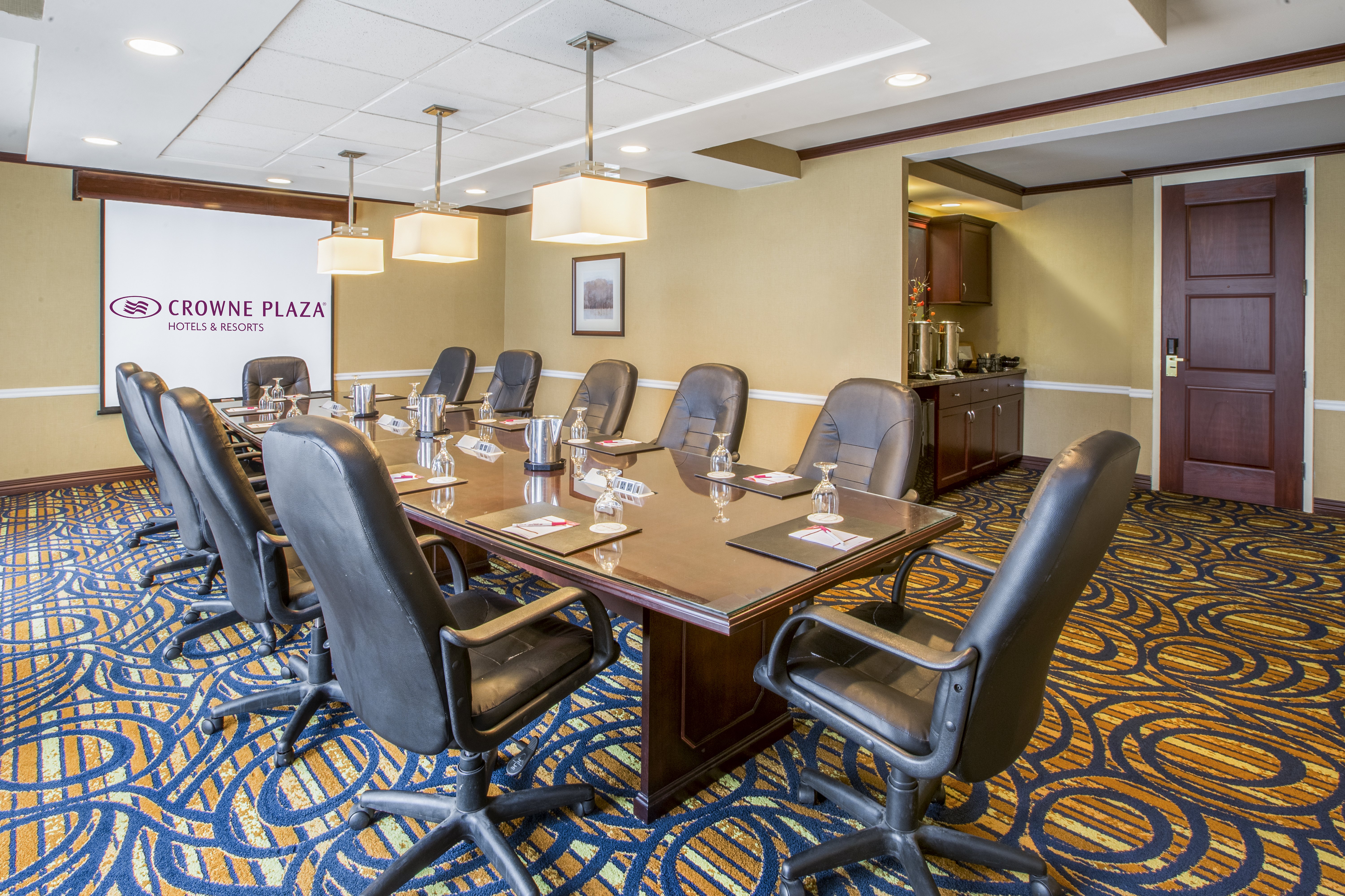 Ramada by Wyndham Cleveland Independence 45/56