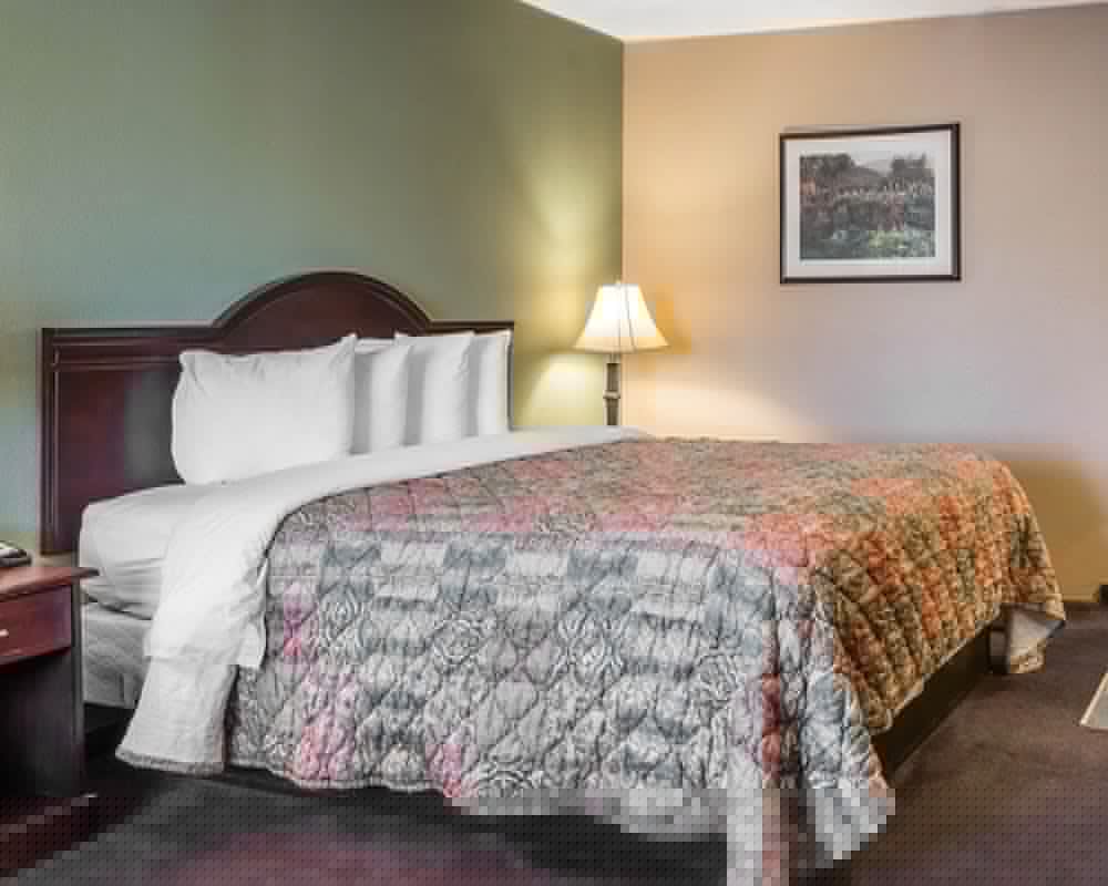 Quality Inn Suites Cameron Park 10/31