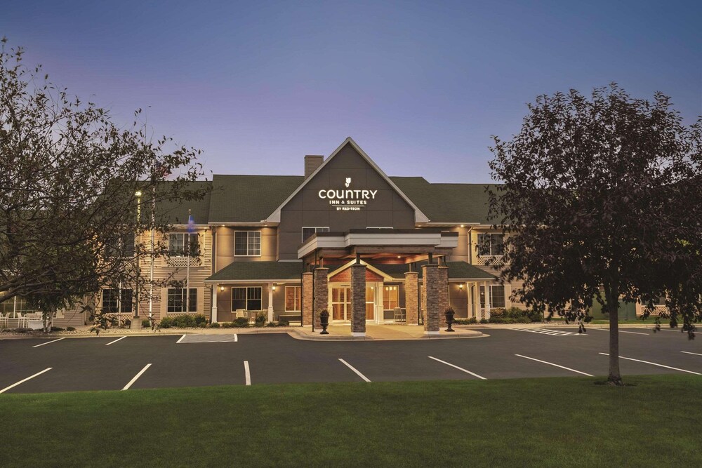 Country Inn Suites By Radisson Willmar Mn 35/39