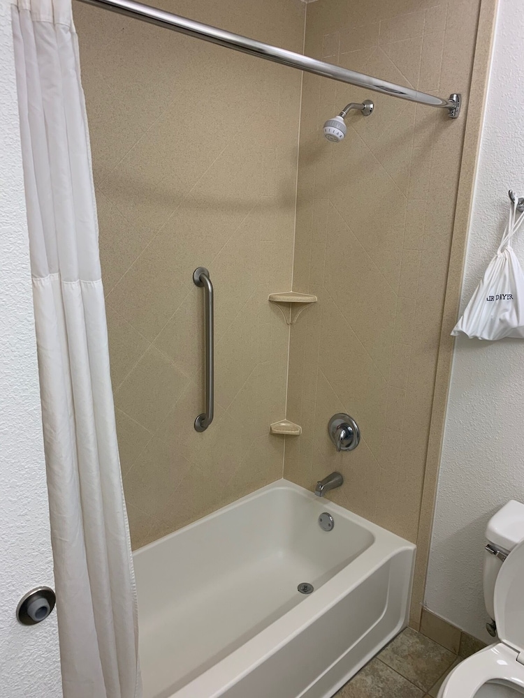Hampton Inn Covington La 9/43