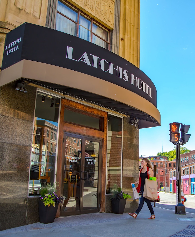 Latchis Hotel 6/51