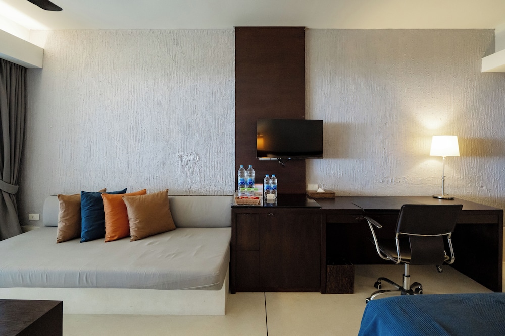 The Grand Southsea Khaolak Beach Resort 31/48