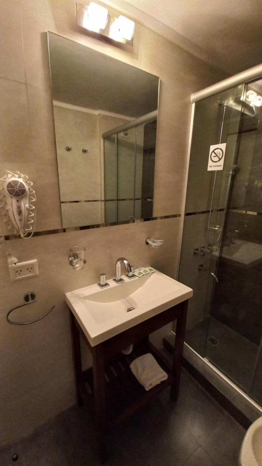 Costanera Hotel 51/52