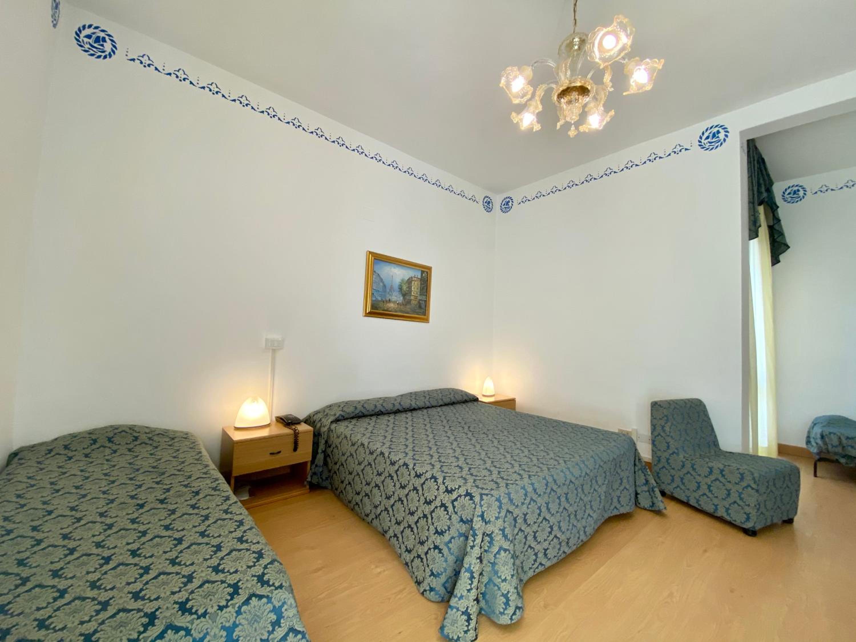 Room, Quadruple, Side Sea View