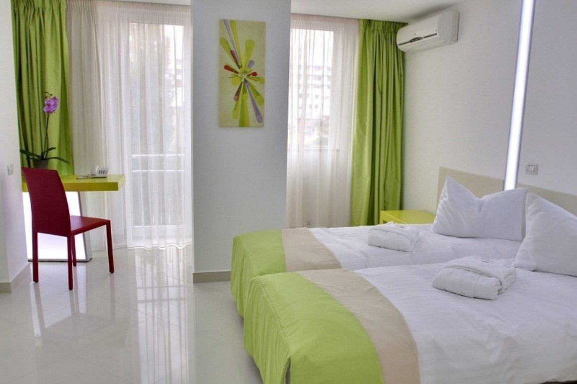 Christina Hotel 16/61