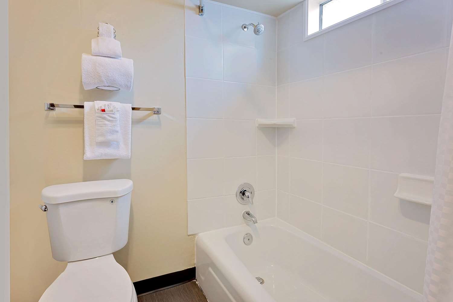 Travelodge By Wyndham Aberdeen 21/22