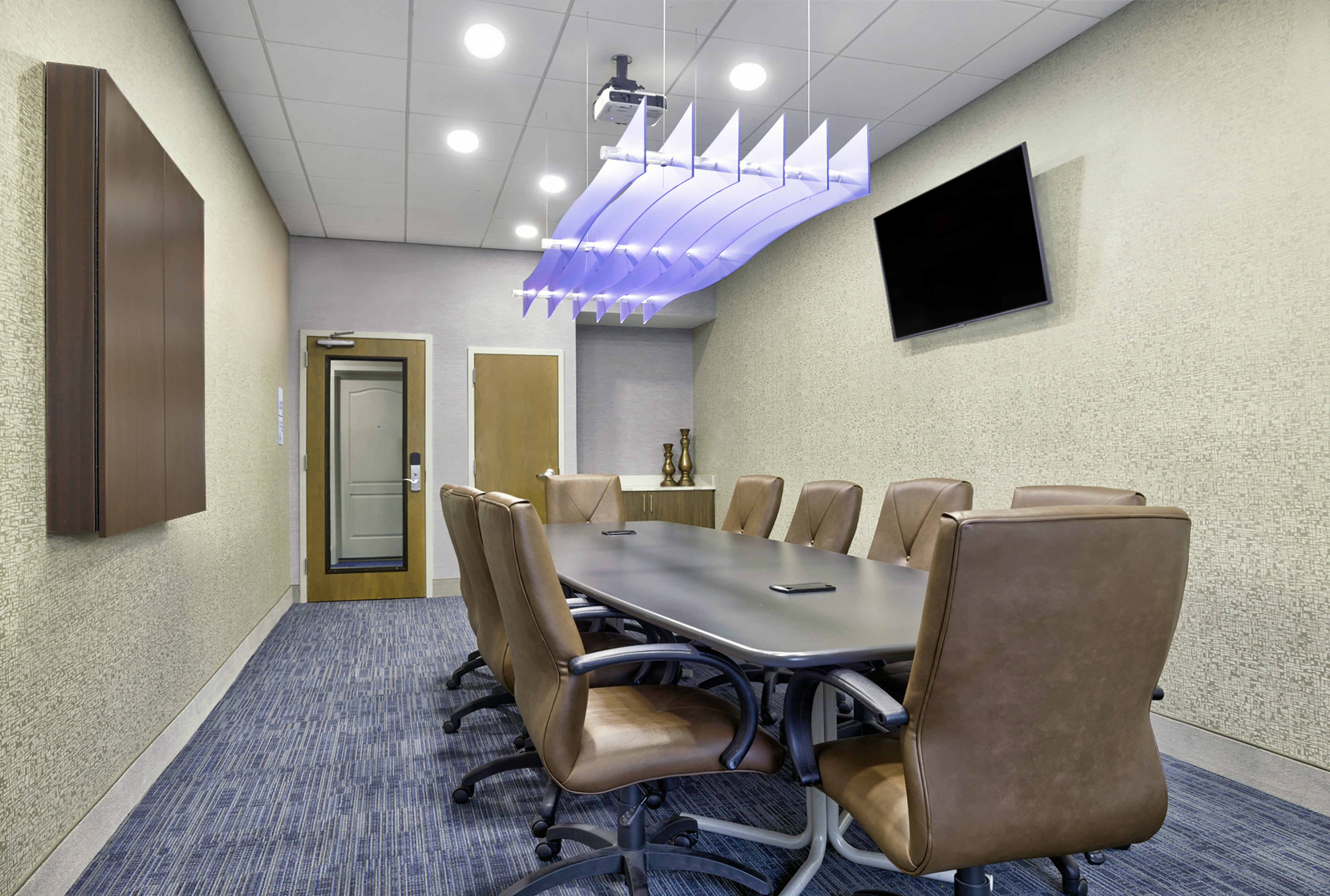 Holiday Inn Express Hotel And Suites Kansas City Grandview 58/64