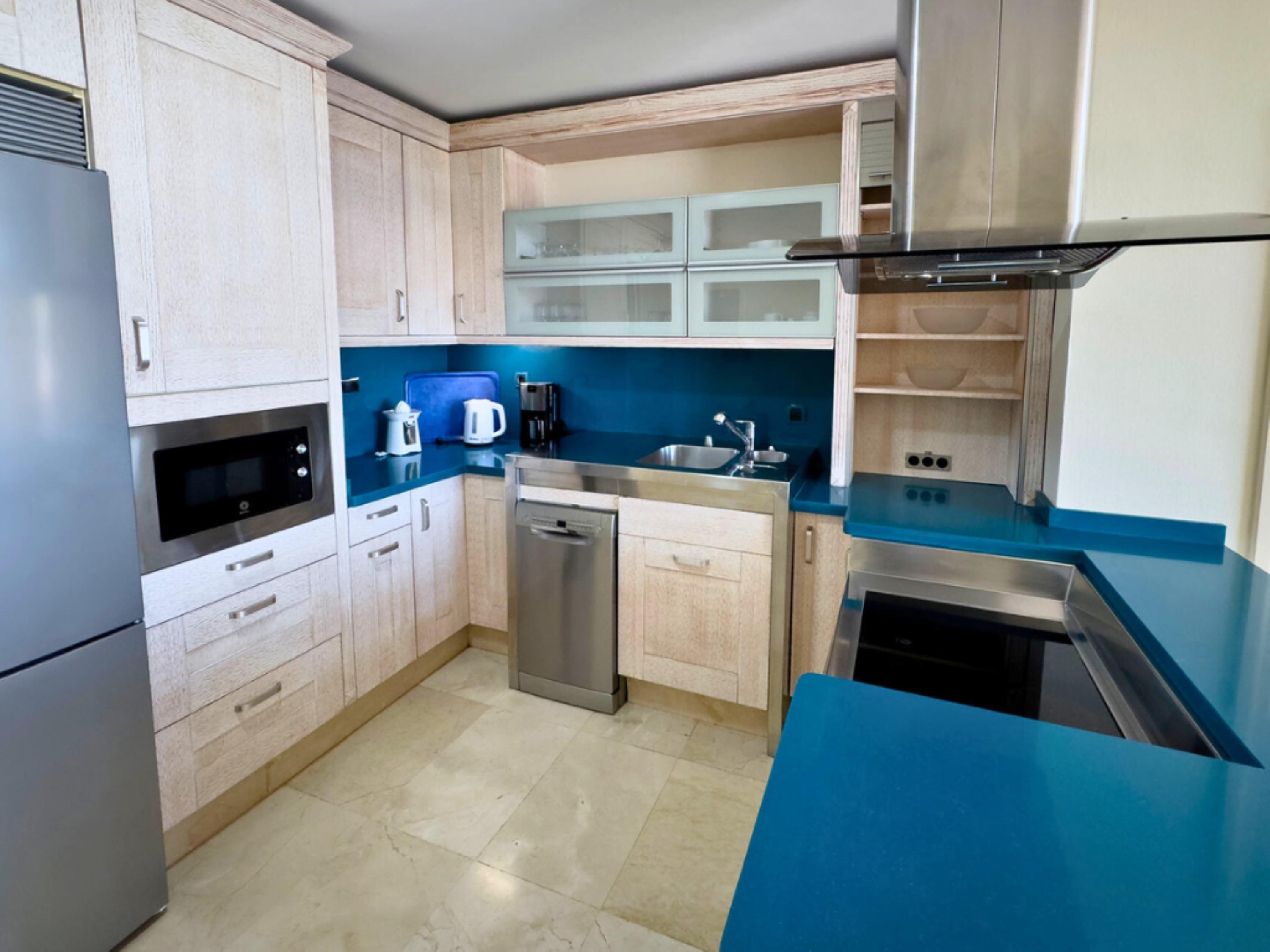 2 Bedrooms, Suite, Sea View, Hot Tub, Holiday Club Playa Amadores 2/3