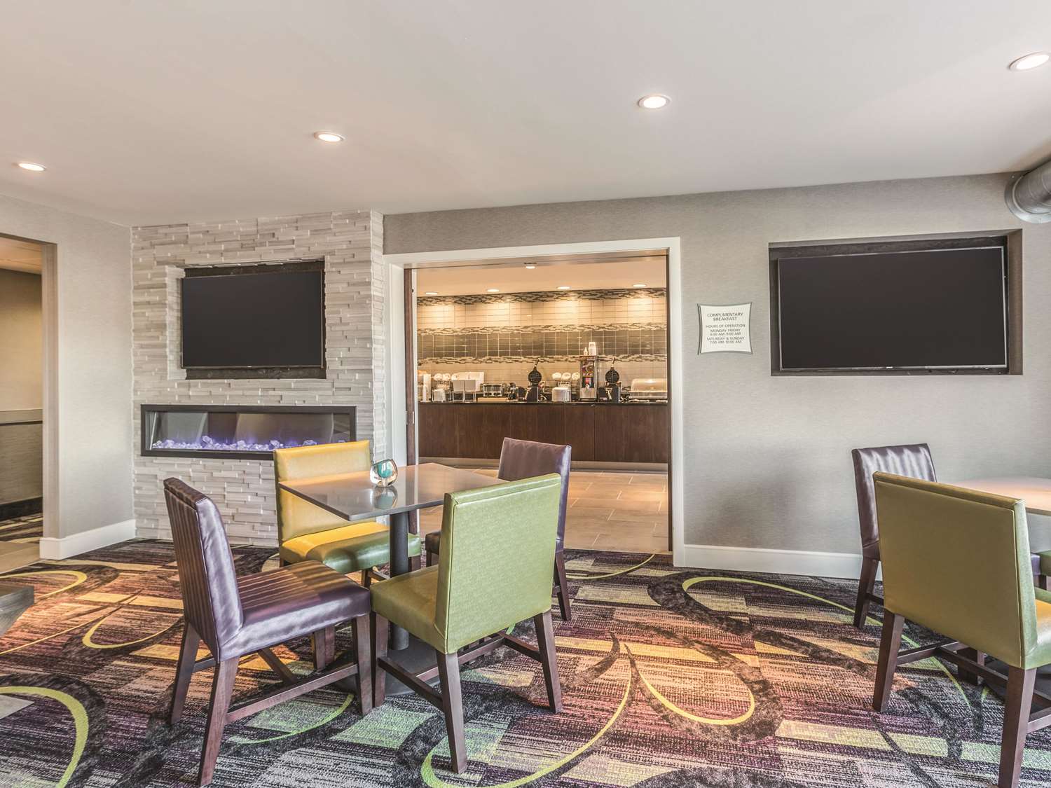La Quinta Inn & Suites by Wyndham Atlanta Midtown - Buckhead 11/17