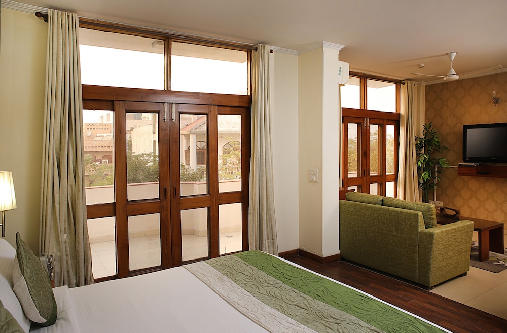 Ahuja Residency Gurgaon 41/70