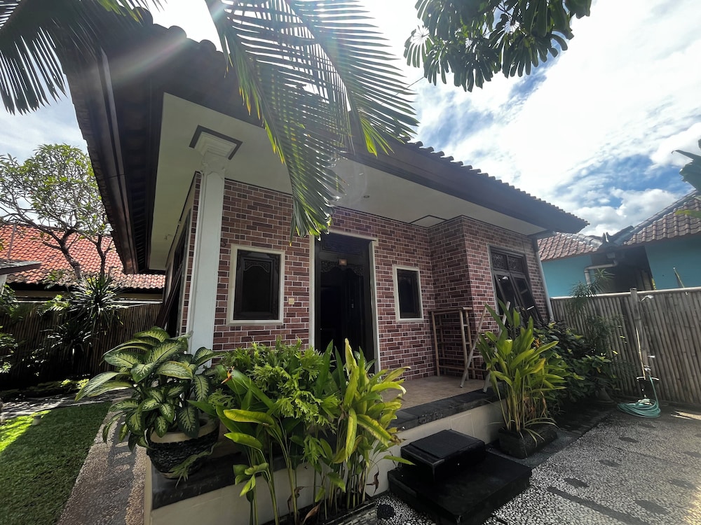 Tiga Naga Villa by ZUZU 15/68