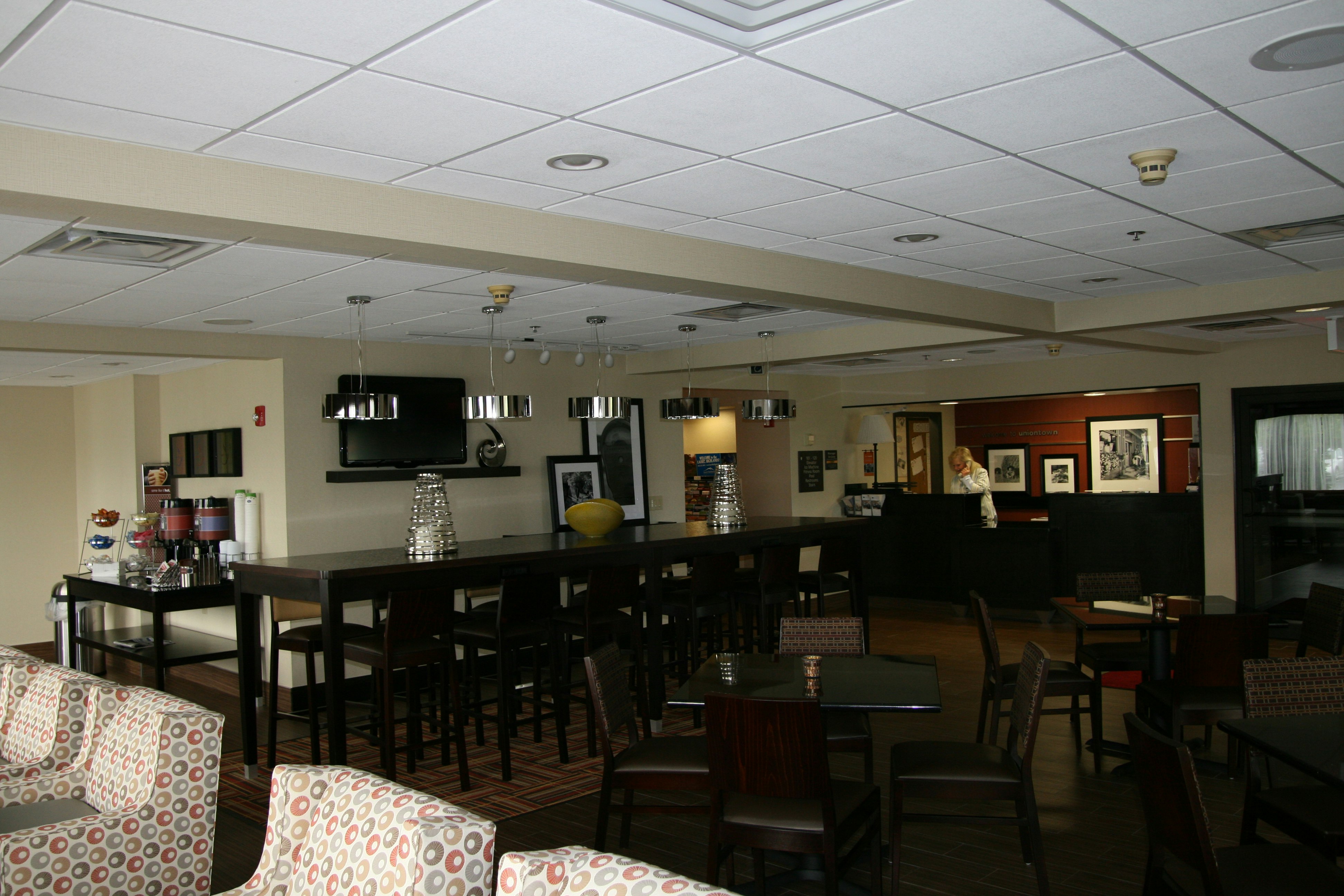 Hampton Inn Uniontown 44/63