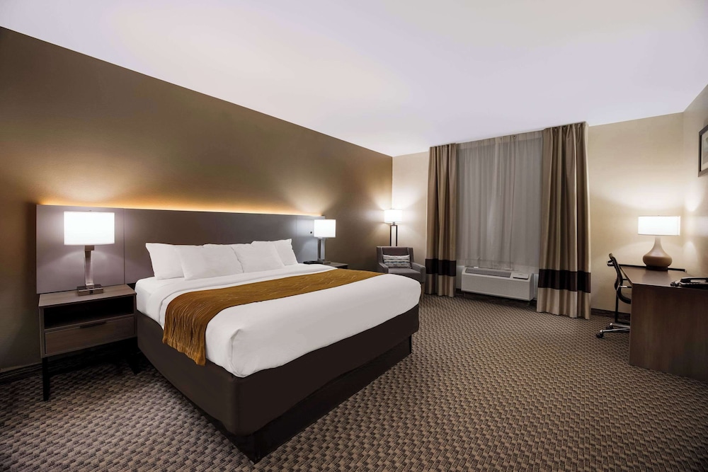 Room, King Bed, Jetted Tub