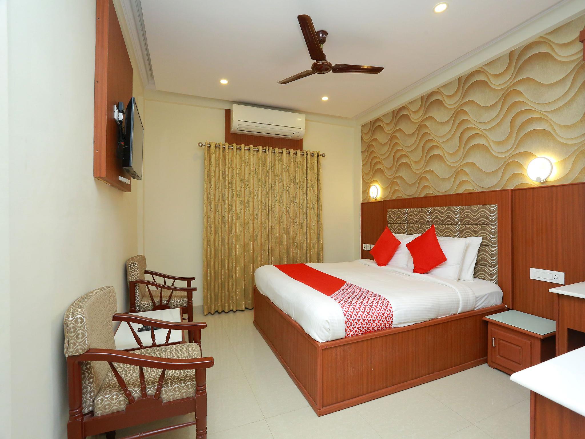 Capital O 14702 Kovilakam Residency 8/30