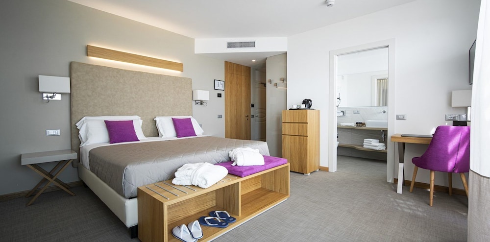 Le Soleil Hotel 19/60