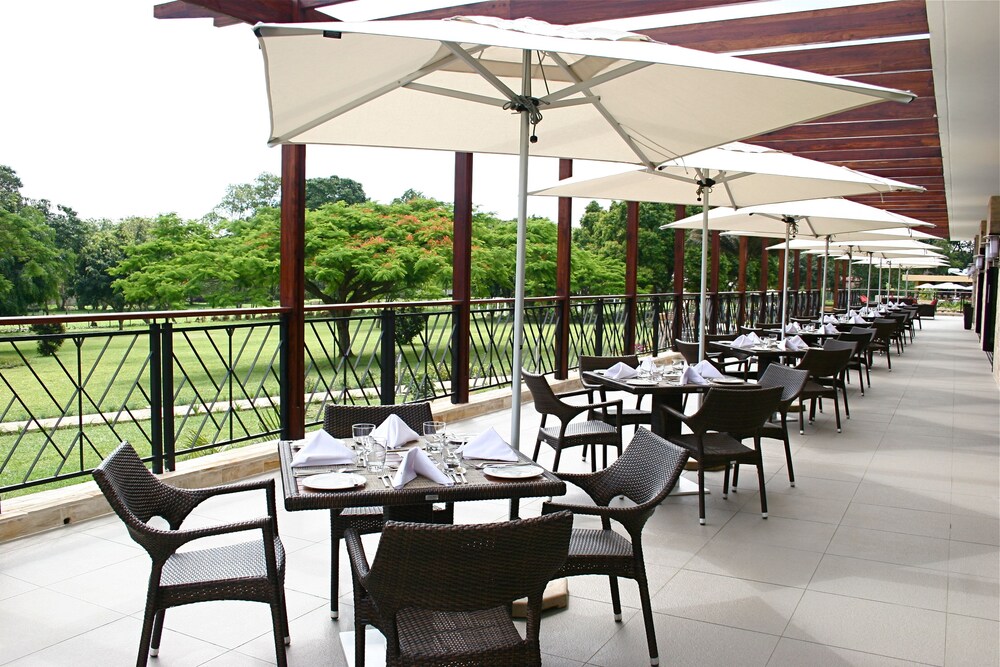Mount Meru Hotel 53/72