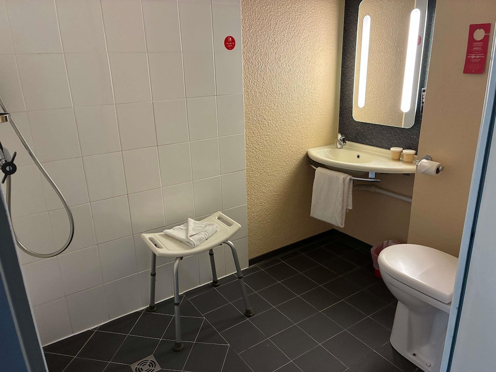 Ibis Lorient 46/50