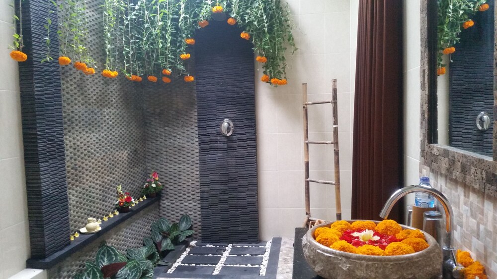 Ubud Paradise Villa 50/50