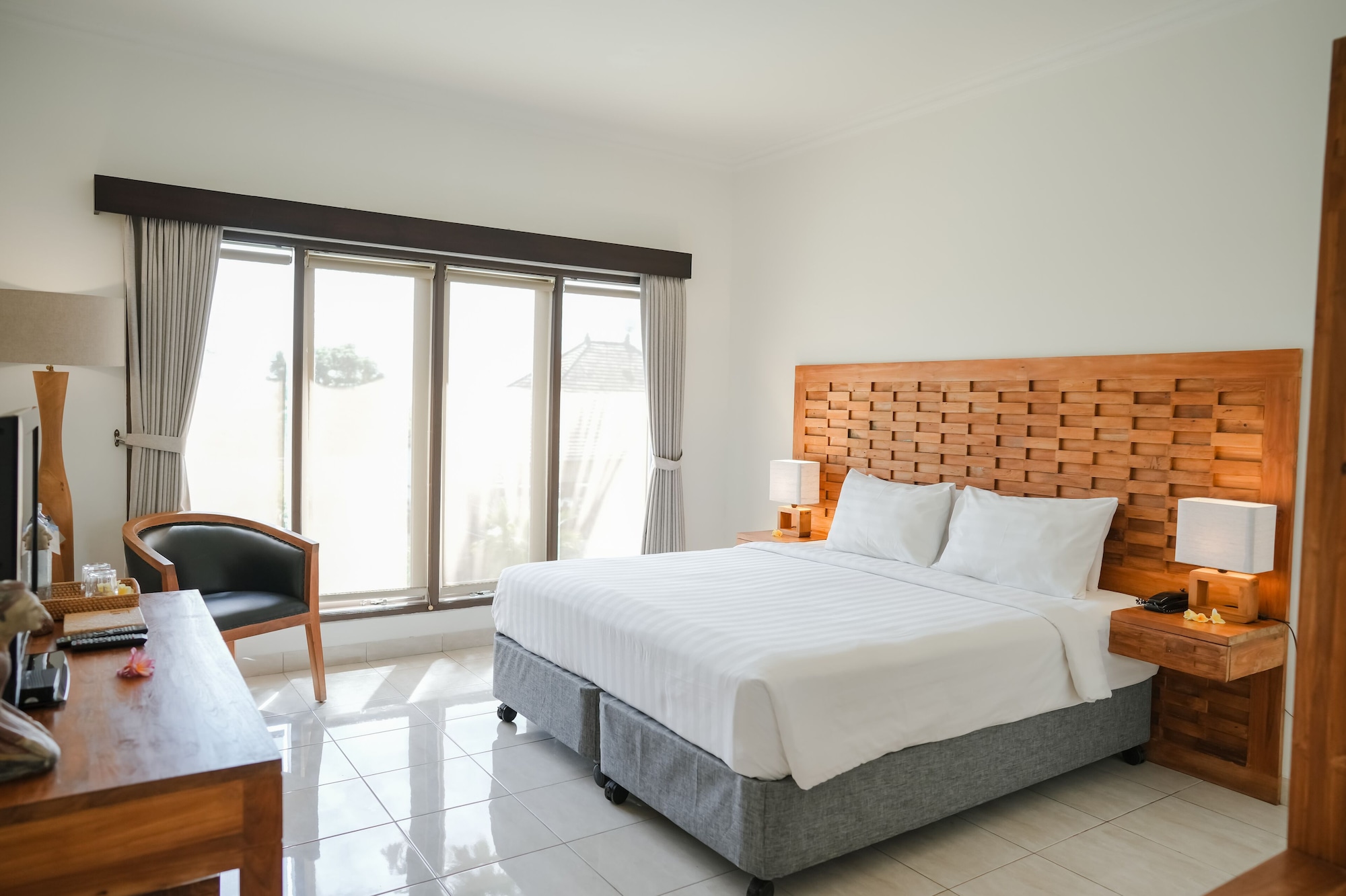 Resort, Superior, Queen Bed
