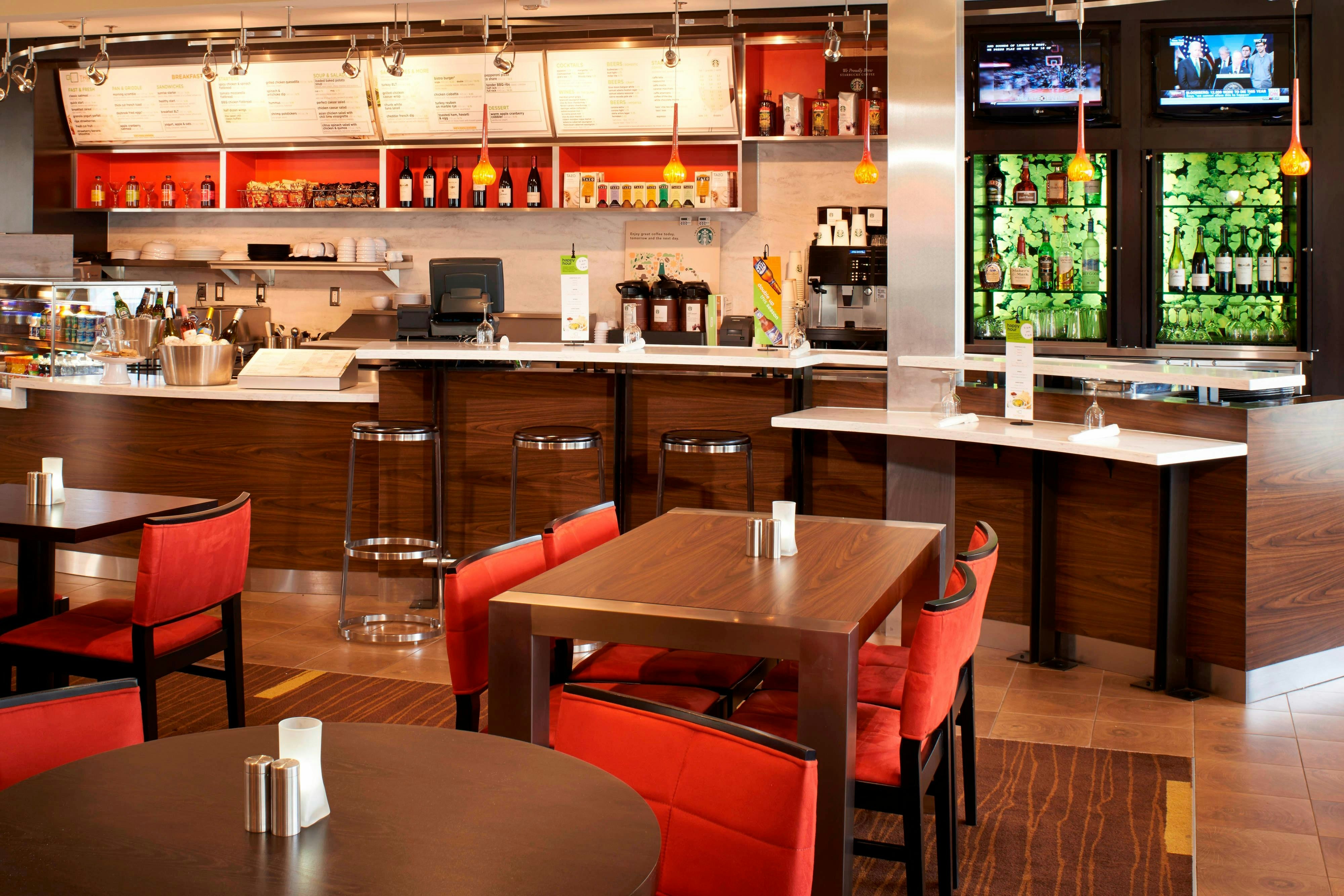 Courtyard by Marriott Toledo Airport Holland 10/15