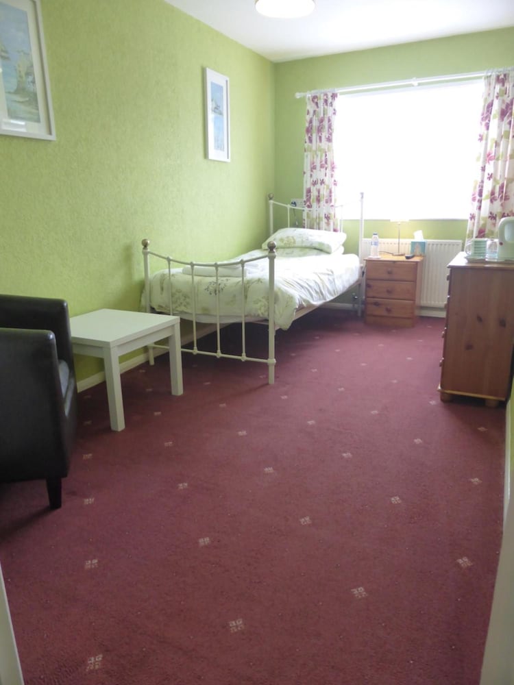 Bay Court 19/26