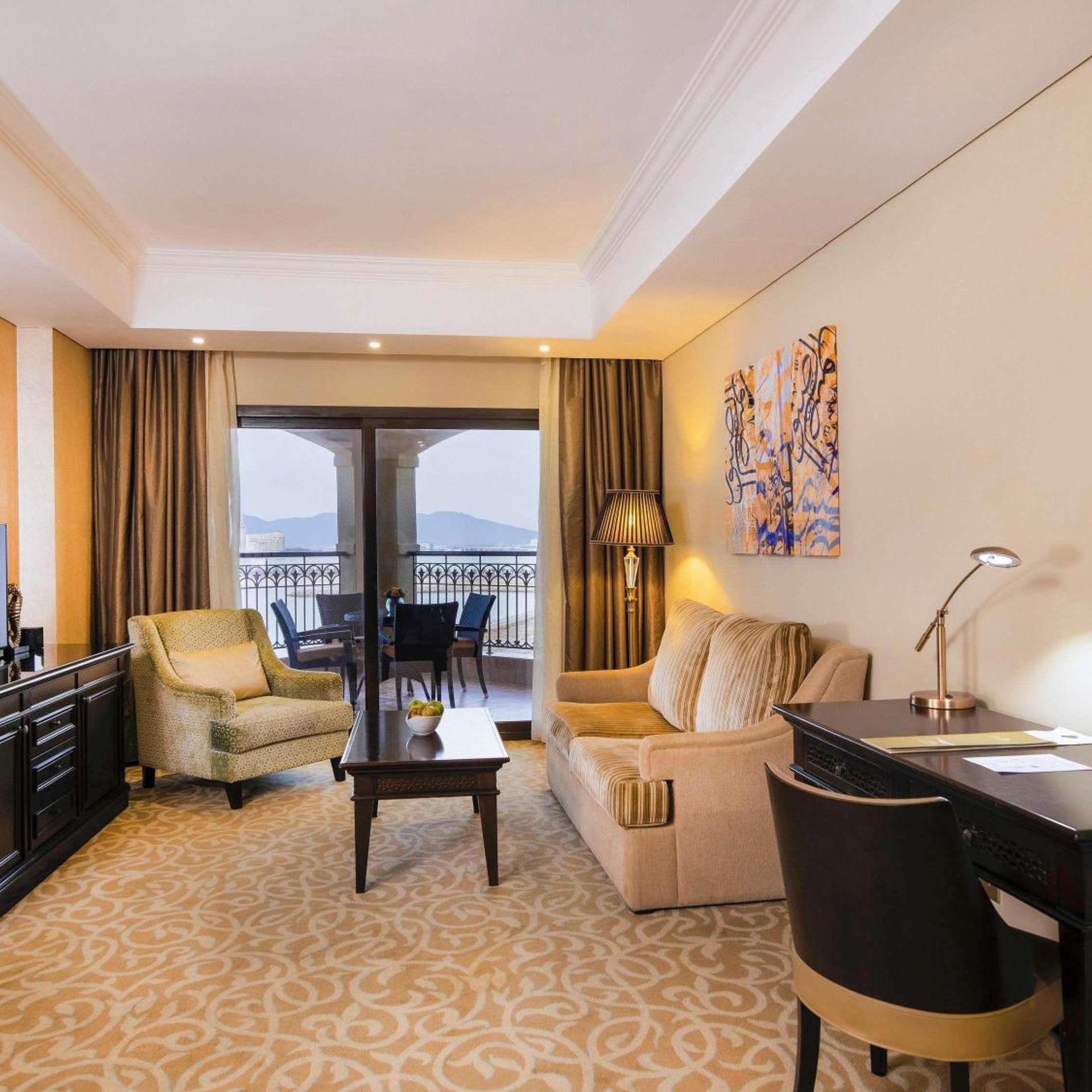 1 BEDROOM, SUITE, 2 QUEEN BEDS