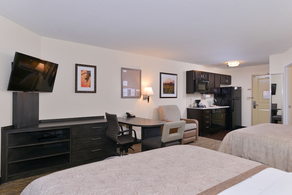 Candlewood Suites Casper 29/56