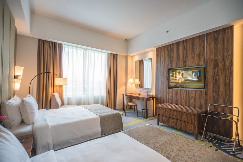 Deluxe, Twin Beds