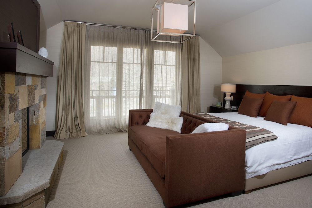 Four Seasons Resort and Residences Vail 32/93
