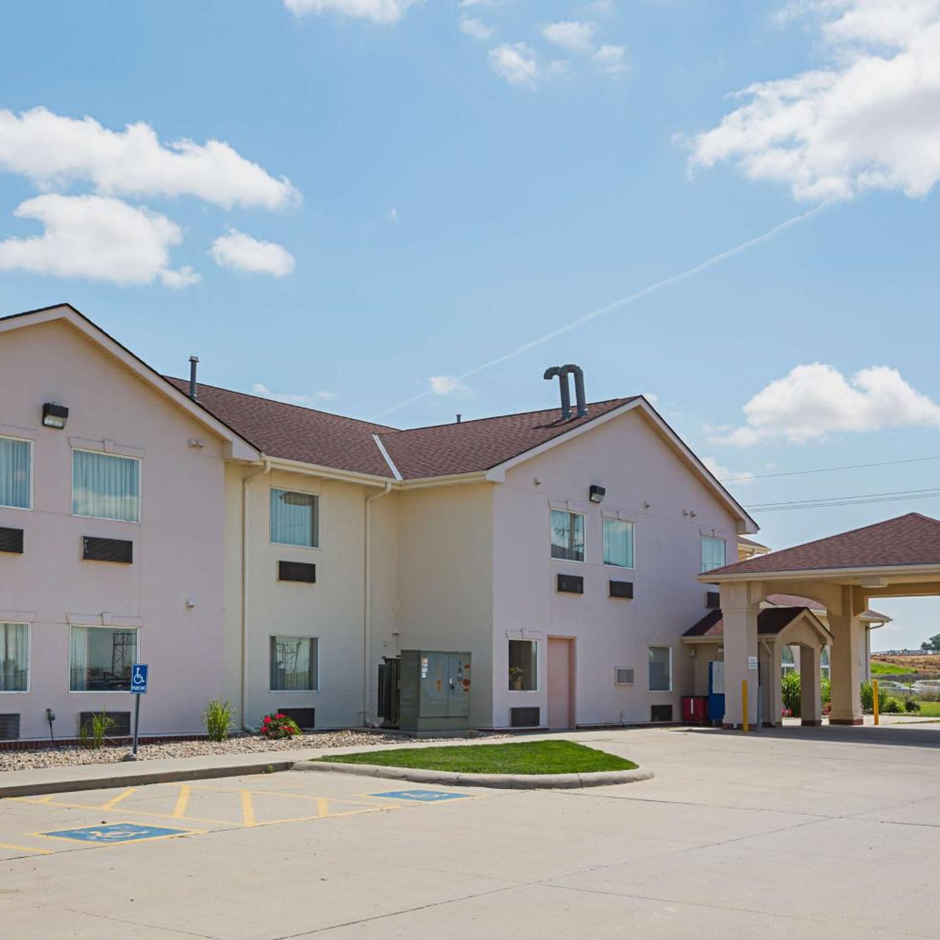 Motel6 Omaha, NE - IAT West in OMAHA - NE