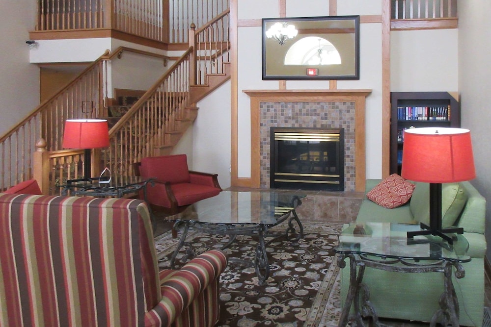 Quality Inn & Suites Alexandria MN 22/31
