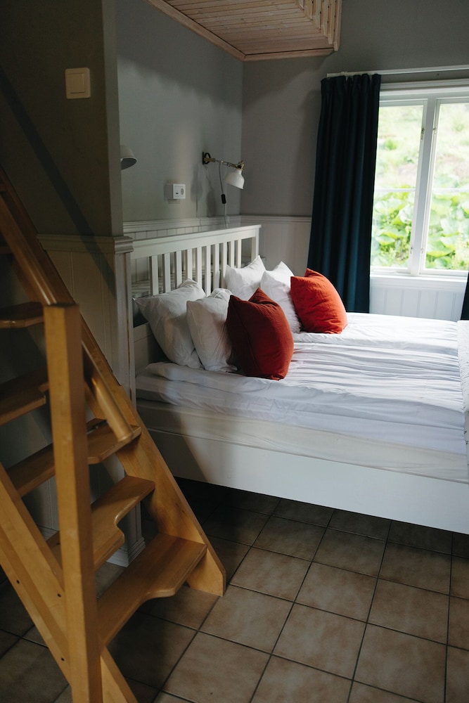 Wallby Sateri 12/49