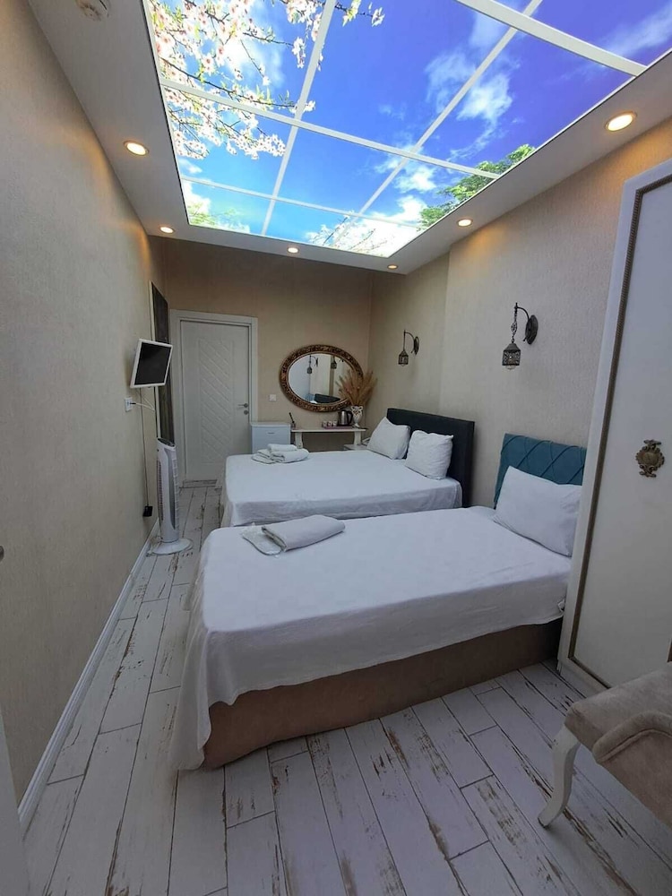 Peri 26 Otel 23/50