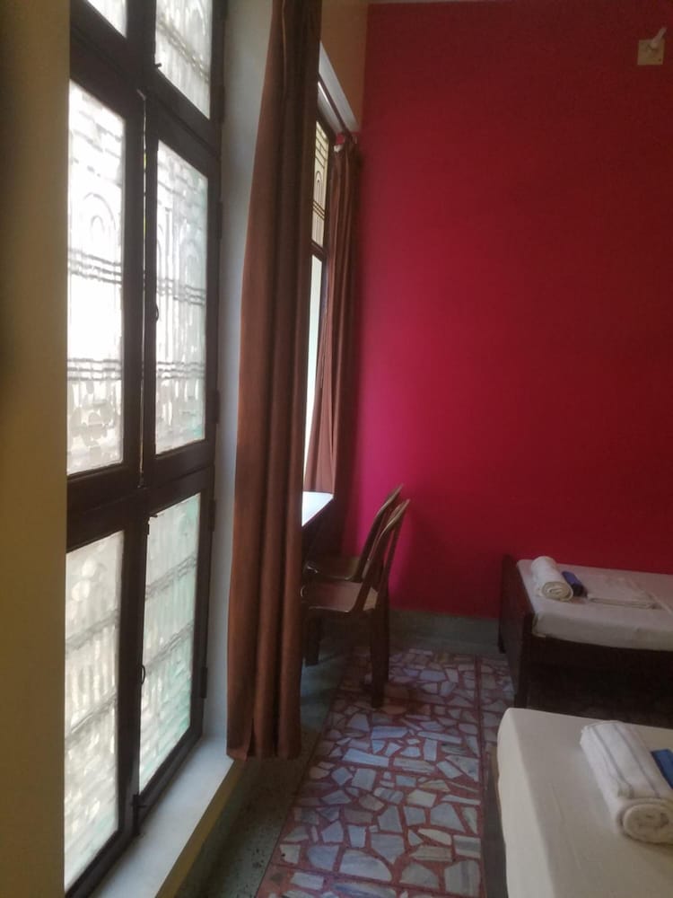 Baba Guest House 53/58
